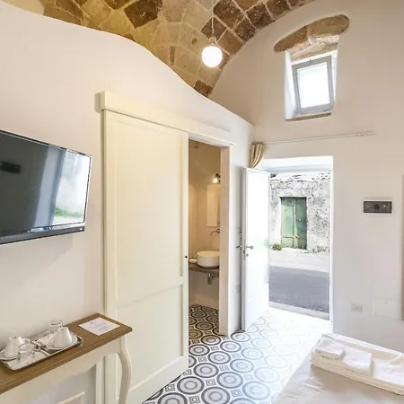 Di Lorenzi Diffuso Феллине