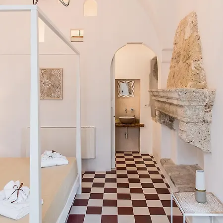 Di Lorenzi Diffuso Феллине